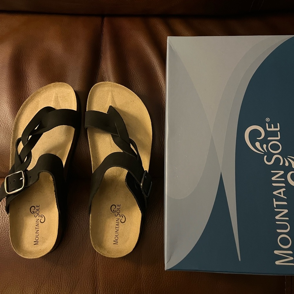 Mountain Sole Black Women's Sandals